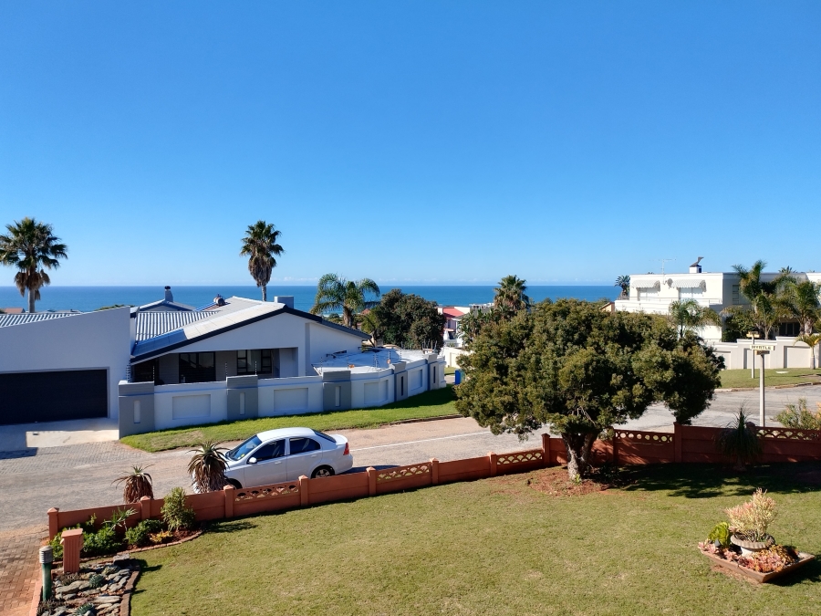 4 Bedroom Property for Sale in Noorsekloof Eastern Cape